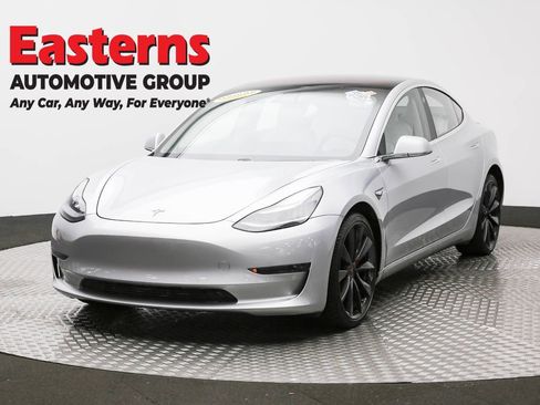 Used 2018 Tesla Model 3 Long Range image 1
