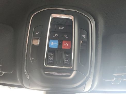 Certified 2025 Jeep Grand Cherokee Laredo X w/ Luxury Tech Group I RWD image 36