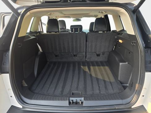 Used 2018 Ford Escape Titanium AWD/4WD image 12
