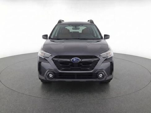 Certified 2025 Subaru Outback Premium AWD/4WD image 2