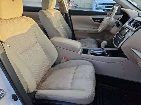 Used 2016 Nissan Altima 2.5 S w/ Power Driver Seat Package image 32