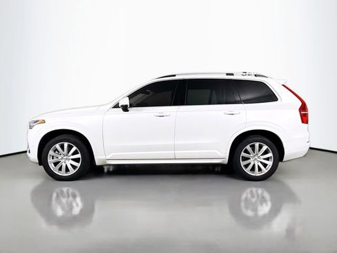Used 2018 Volvo XC90 T6 Momentum w/ Convenience Package image 4
