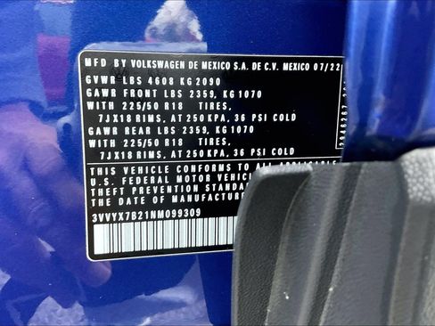Certified 2022 Volkswagen Taos SE w/ Driver Assistance Package image 24