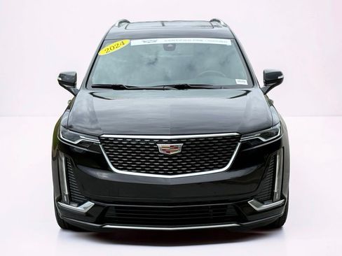 Certified 2024 Cadillac XT6 Premium Luxury w/ LPO, Floor Liner Package AWD/4WD image 9