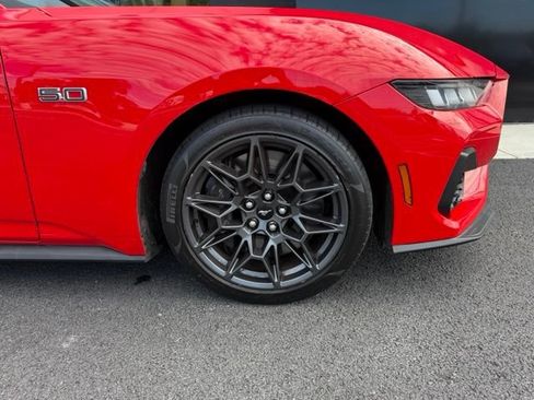 Used 2024 Ford Mustang GT Premium w/ GT Performance Package RWD image 11