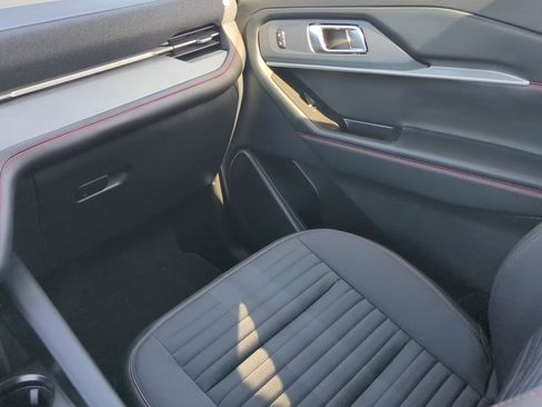 New 2026 Ford Explorer ST-Line image 56