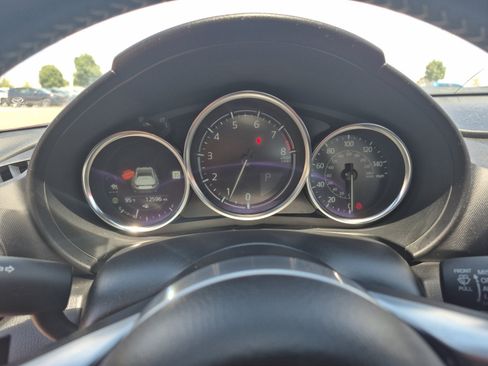 Used 2024 MAZDA MX-5 Miata RF Grand Touring w/ Weather Package RWD image 10