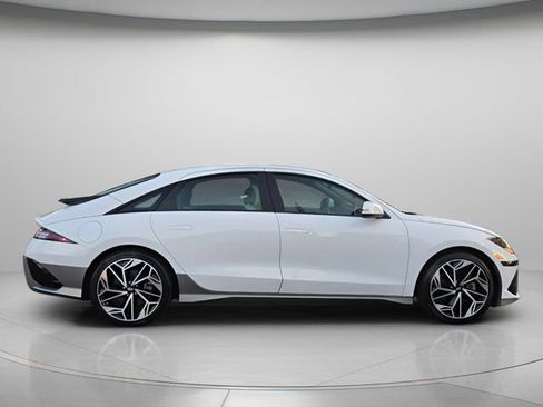 Used 2023 Hyundai Ioniq 6 SEL w/ Cargo Package RWD image 8
