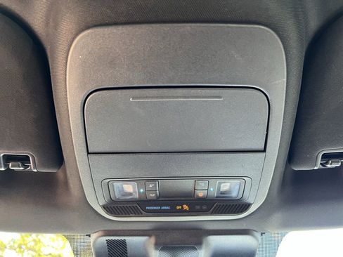 Used 2023 Ford F150 XLT image 25