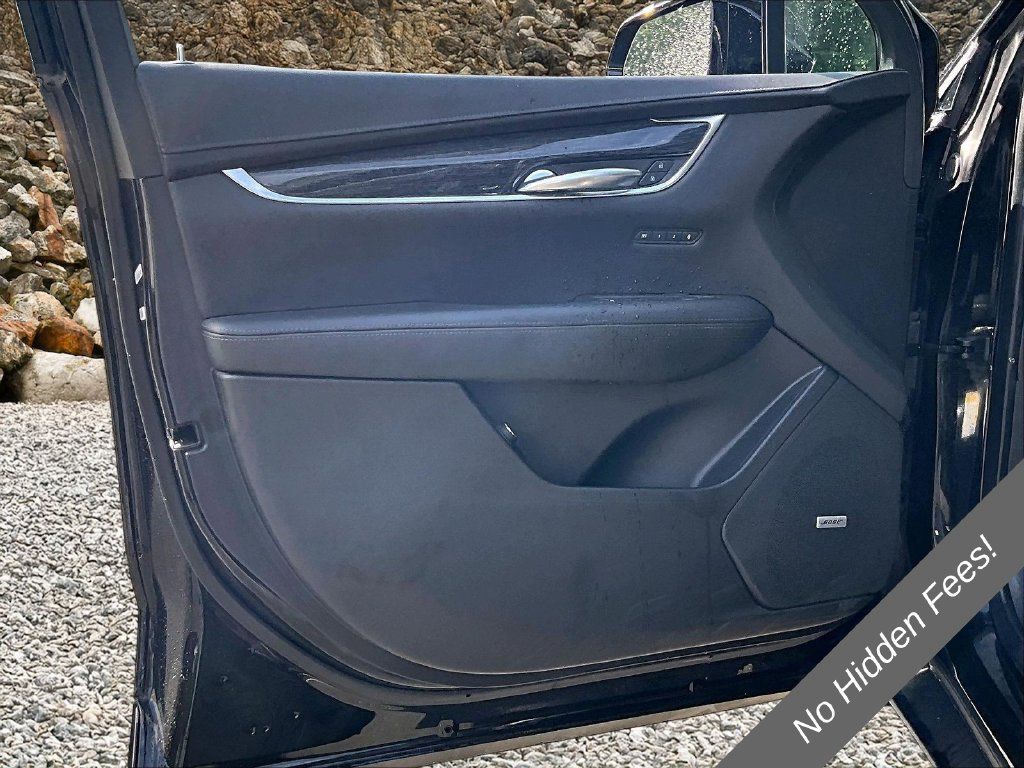Used 2020 Cadillac XT5 Premium Luxury FWD image 17