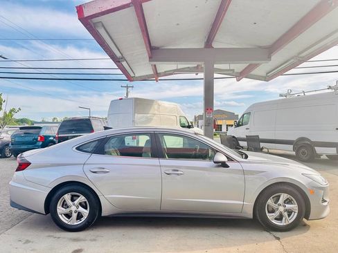 Used 2021 Hyundai Sonata SE FWD image 5