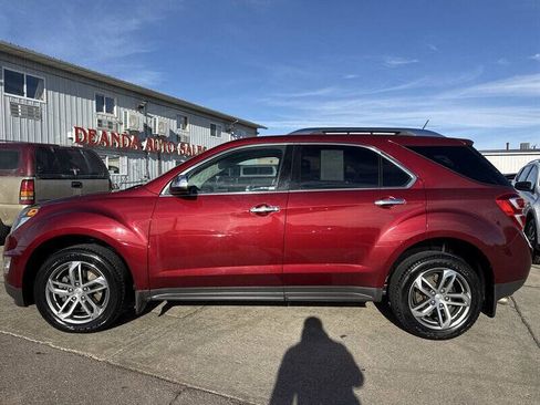 Used 2017 Chevrolet Equinox Premier w/ Enhanced Convenience Package image 3