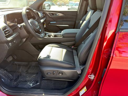 New 2026 Chevrolet Traverse LT w/ Driver Confidence Package image 24