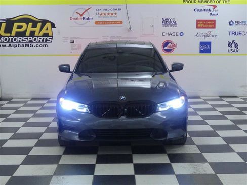 Used 2022 BMW 330i xDrive Sedan AWD/4WD image 2