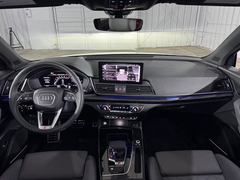 Used 2024 Audi SQ5 Prestige AWD/4WD image 24