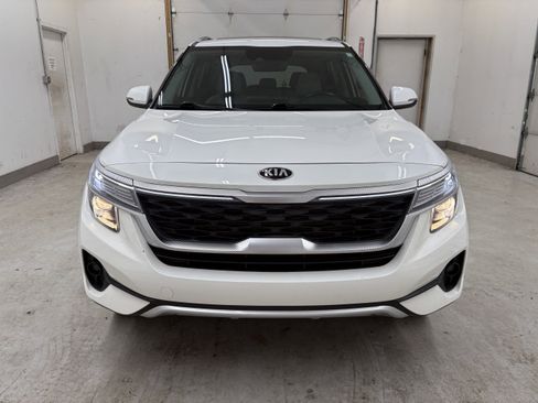 Used 2021 Kia Seltos EX image 6
