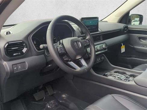 New 2025 Honda Pilot EX-L image 3