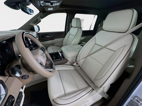 New 2026 GMC Yukon XL Denali AWD/4WD image 11