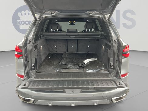 Used 2024 BMW X5 xDrive40i w/ M Sport Package AWD/4WD image 26