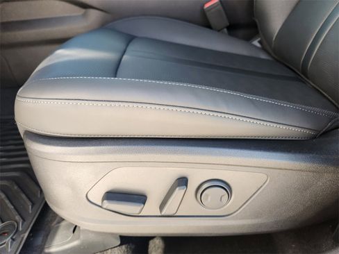 New 2026 Kia Sorento S image 17