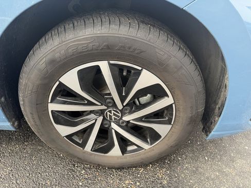 Used 2025 Volkswagen Jetta S image 9