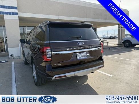 Used 2023 Ford Expedition Limited AWD/4WD image 5
