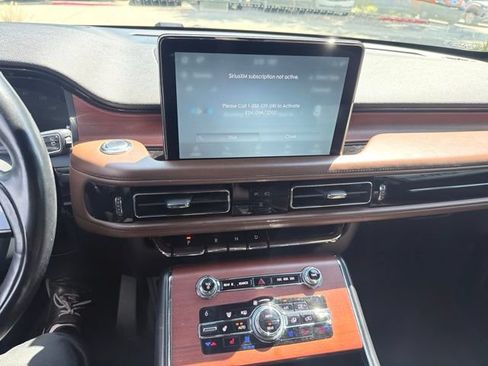 Used 2020 Lincoln Aviator Reserve w/ Equipment Group 202A AWD/4WD image 7