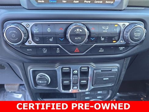 Certified 2023 Jeep Gladiator Sport image 42