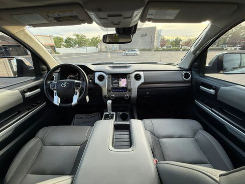 Used 2019 Toyota Tundra Limited w/ Limited Premium Package AWD/4WD image 20