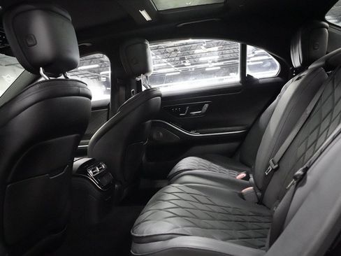 Used 2021 Mercedes-Benz S 580 4MATIC Sedan image 14