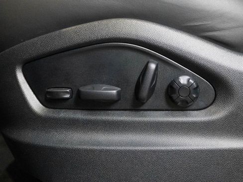 Certified 2025 Porsche Cayenne S AWD/4WD image 23