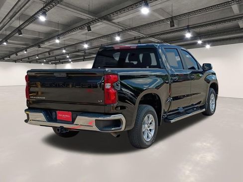 Used 2022 Chevrolet Silverado 1500 LT RWD image 16