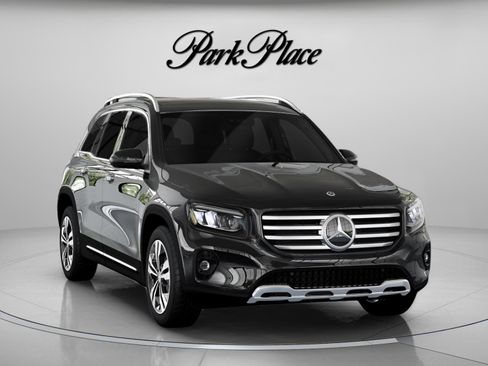 New 2026 Mercedes-Benz GLB 250 image 34