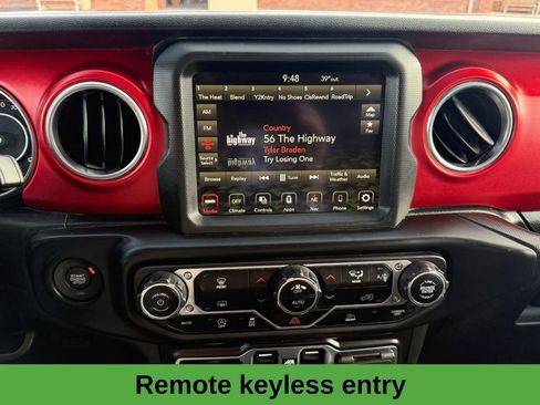 Used 2022 Jeep Wrangler Unlimited Rubicon image 7