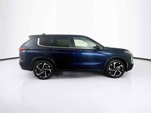 Used 2024 Mitsubishi Outlander SE AWD/4WD image 10