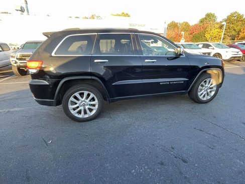 Used 2017 Jeep Grand Cherokee Limited w/ Luxury Group II image 11
