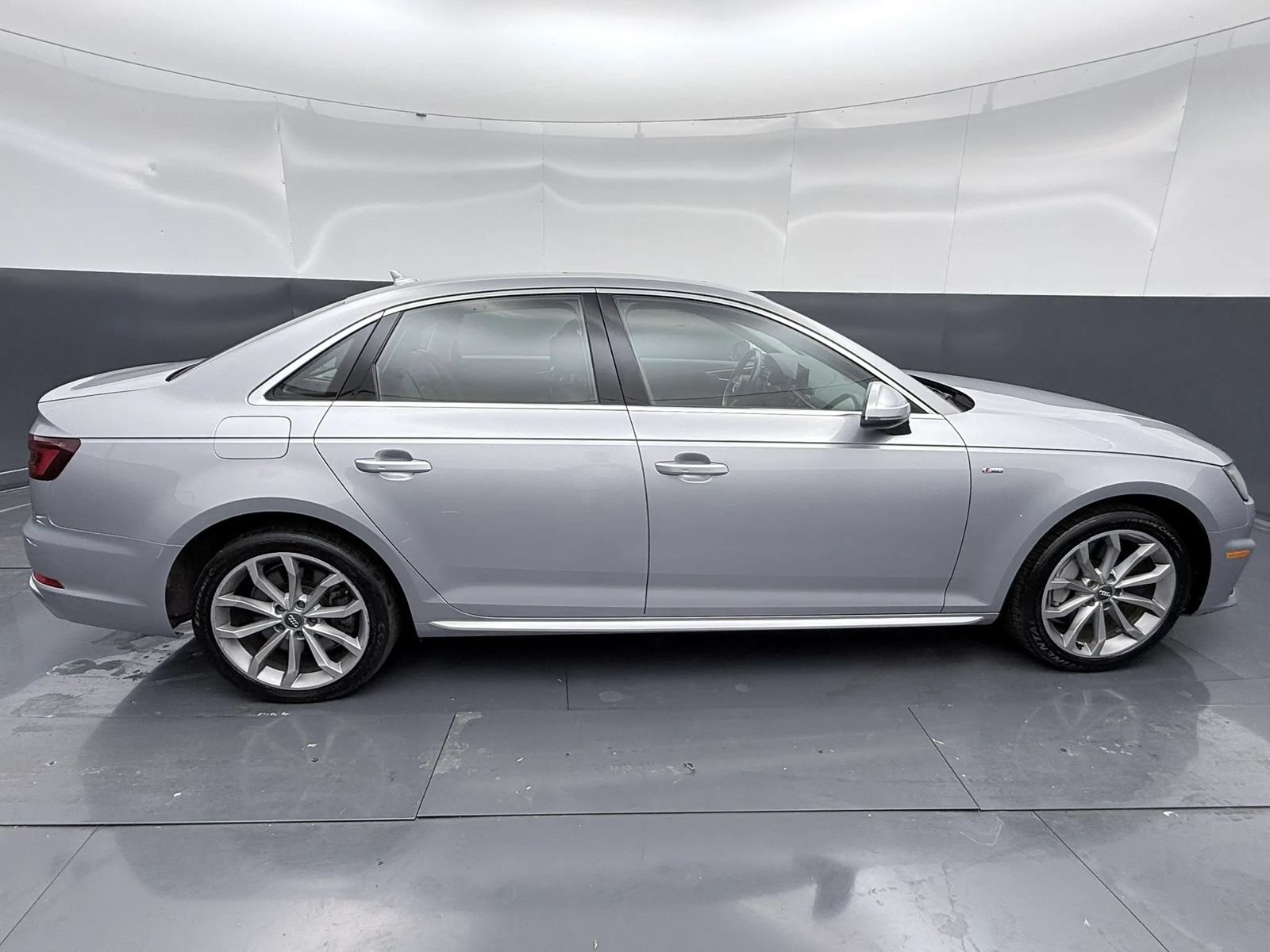 Used 2019 Audi A4 2.0T Premium w/ 18" Wheel Package AWD/4WD image 10