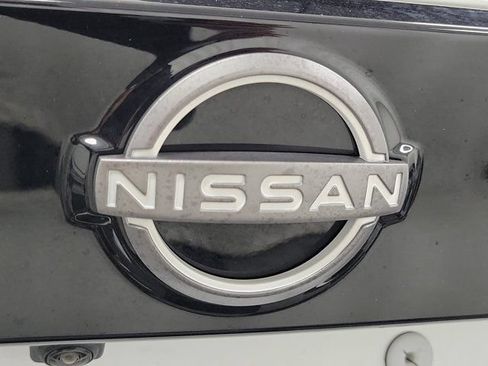 Used 2025 Nissan Kicks SV FWD image 8