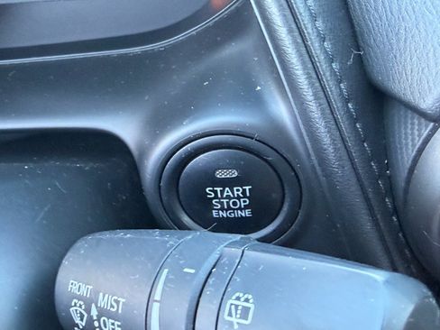 Used 2021 MAZDA CX-3 Sport image 33