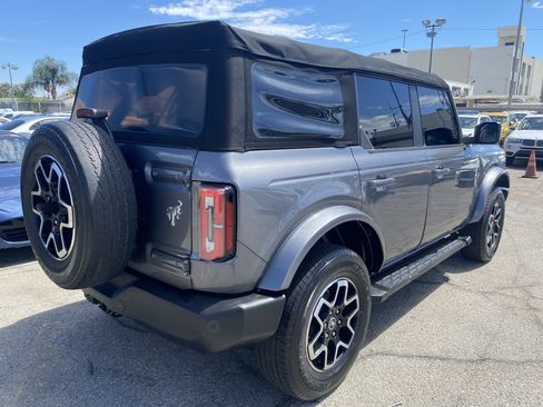 Used 2022 Ford Bronco Outer Banks AWD/4WD image 9