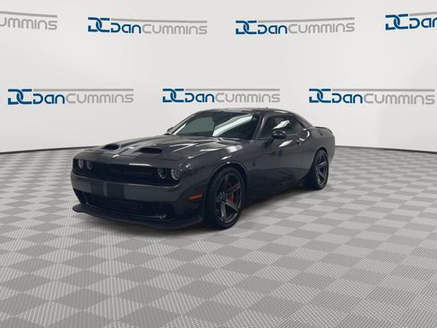Used 2022 Dodge Challenger SRT Hellcat Redeye RWD image 4