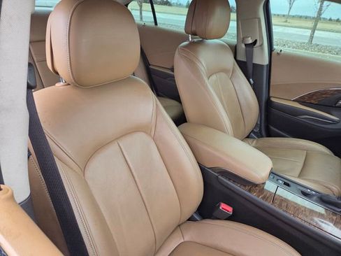 Used 2014 Buick LaCrosse Premium image 34
