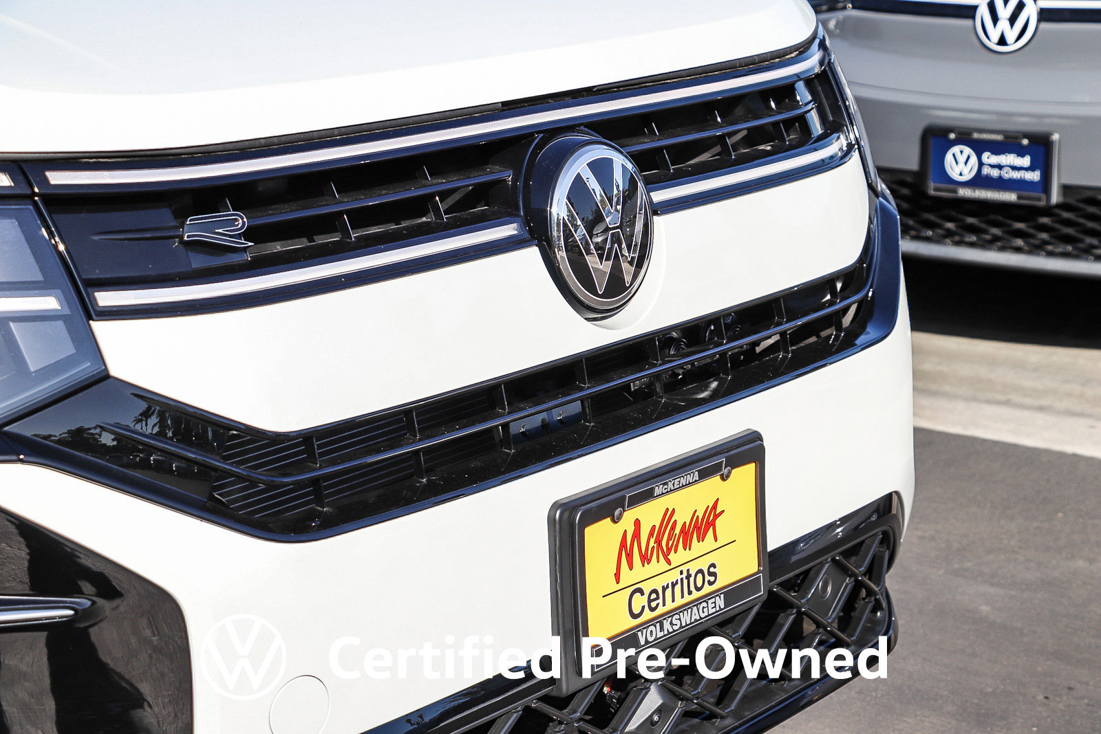 Certified 2023 Volkswagen Taos SE w/ Panoramic Sunroof Package FWD image 6