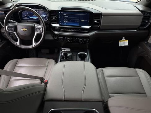Used 2023 Chevrolet Silverado 1500 LTZ image 12