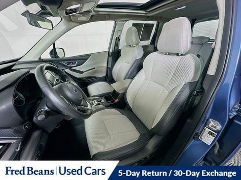 Used 2023 Subaru Forester Premium AWD/4WD image 27