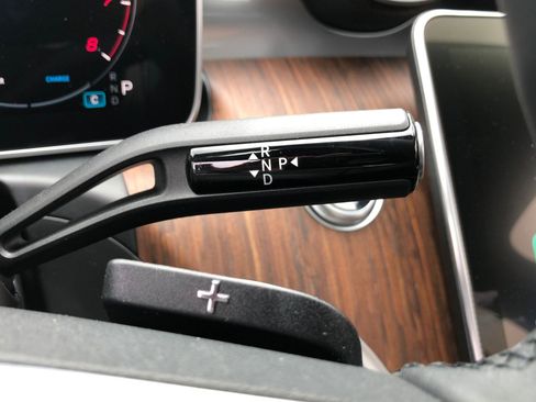 New 2025 Mercedes-Benz C 300 4MATIC Sedan image 28