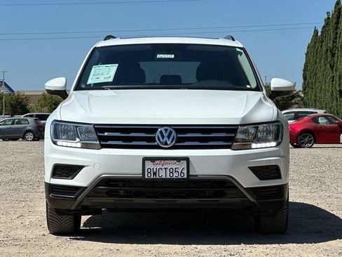 Used 2021 Volkswagen Tiguan SE w/ Panoramic Sunroof Package AWD/4WD image 9
