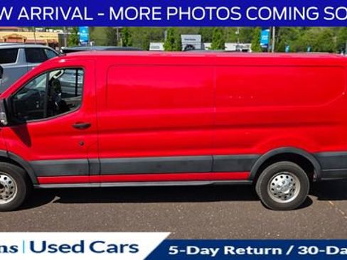 Used 2023 Ford Transit 150 Low Roof RWD image 4