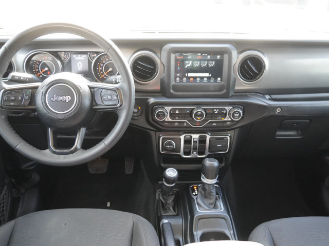 Used 2023 Jeep Gladiator Sport AWD/4WD image 5