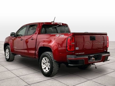 Used 2021 Chevrolet Colorado LT AWD/4WD image 10